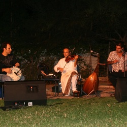 Yair Dalal and his band play at the Primary School, 2009-10-01